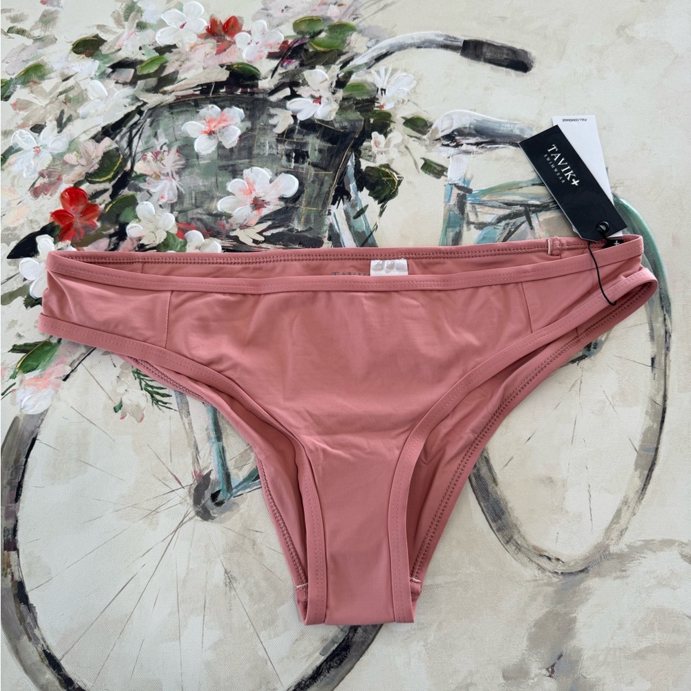 BUNDLE 2 ITEMS FOR $8✨

TAVIK swimwear bikini bottom 🌸